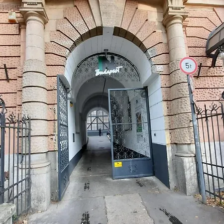 Apartament Hi-bp In-budapest Studio Apartman 2 Free Parking